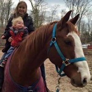 Meet your Posher, Lorrie